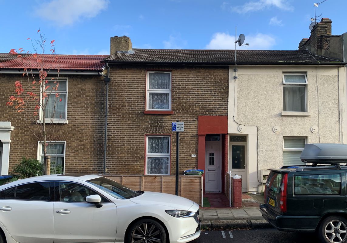 44 Bloomfield Road, Plumstead, London, SE18 7JH