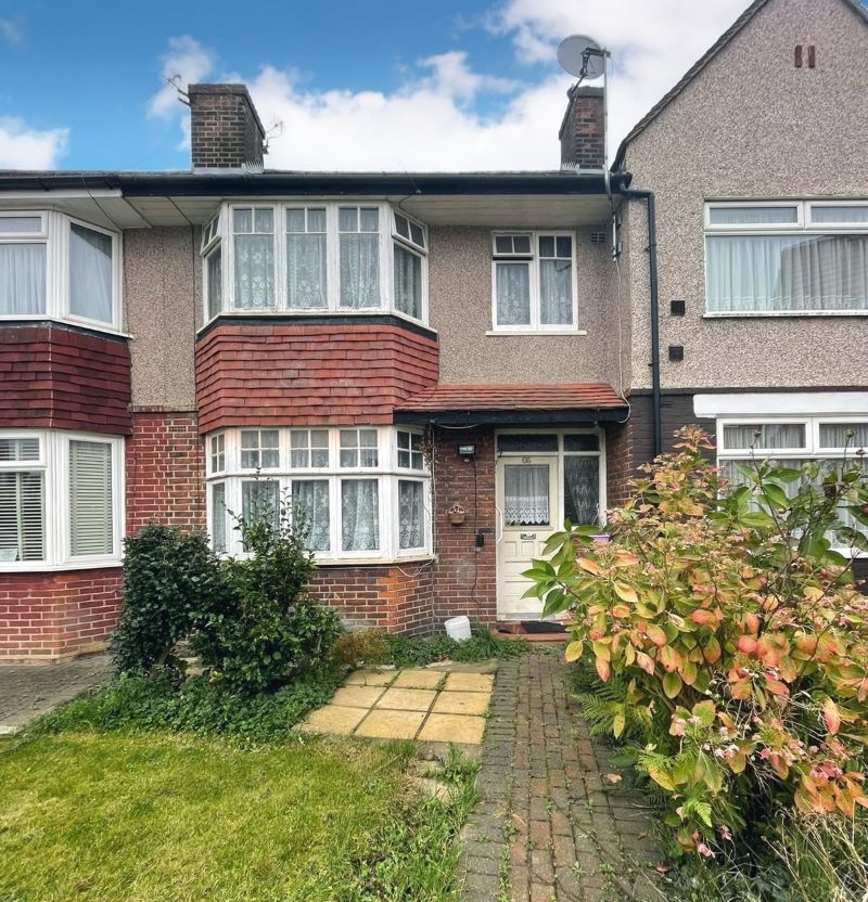 66 Catherine Gardens, Hounslow, Middlesex, TW3 2PR