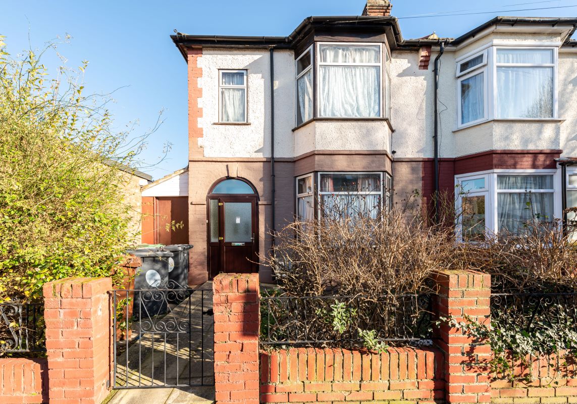 48 Avondale Road, Walthamstow, London, E17 8JG