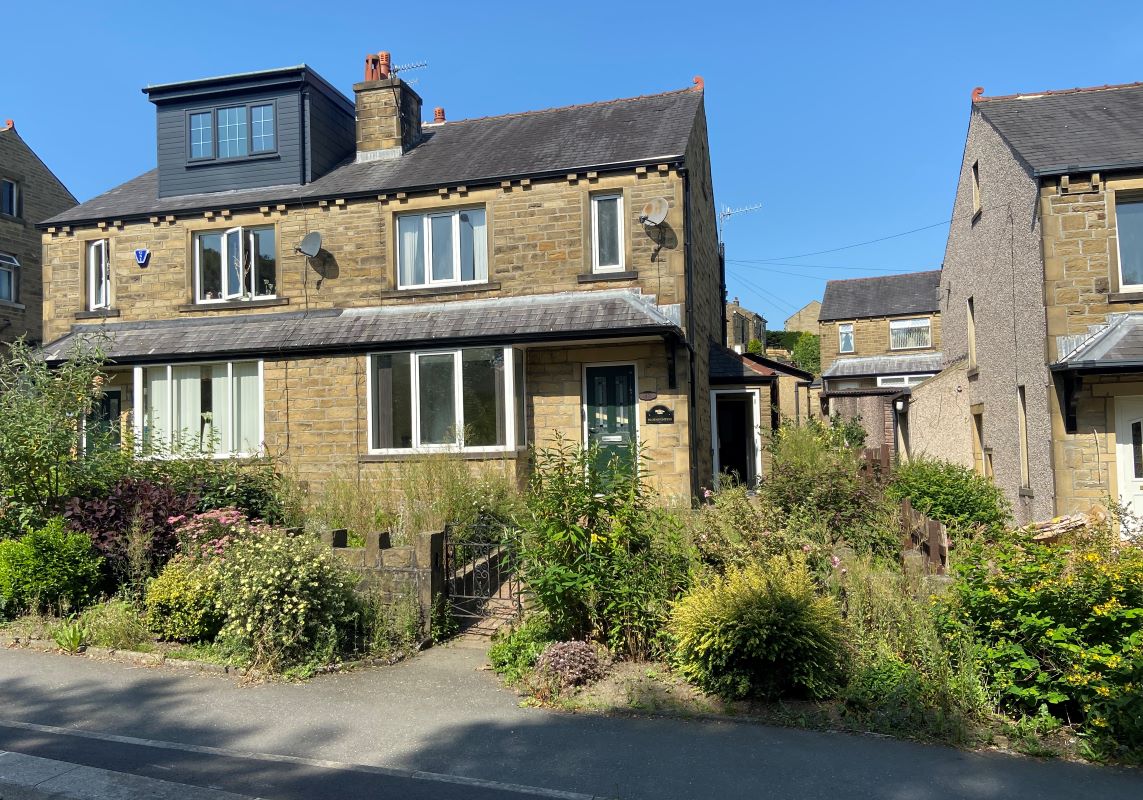 42 Oakworth Road, Keighley, West Yorkshire, BD22 7EA