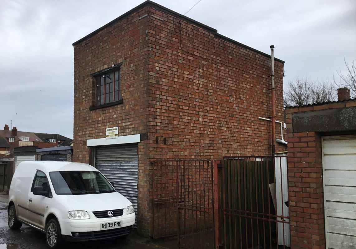 Workshop to the Rear of 30 Alexandra Road, Skegness, Lincolnshire, PE25 3RE