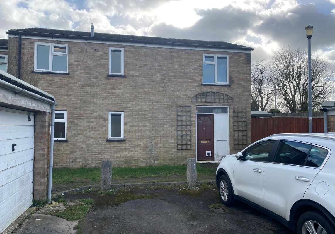 41 Pound Close, Lyneham, Chippenham, Wiltshire, SN15 4PJ