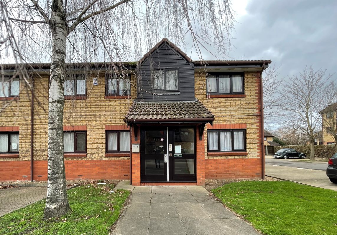 52 Waterside Close, Barking, Essex, IG11 9EQ