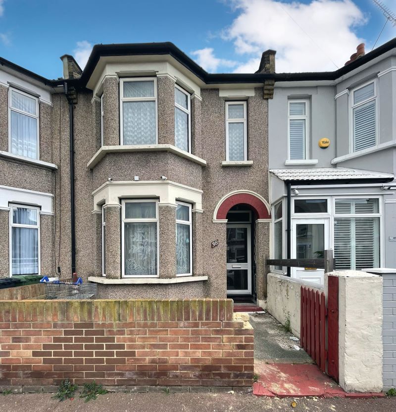 38 Sunningdale Avenue, Barking, Essex, IG11 7QF