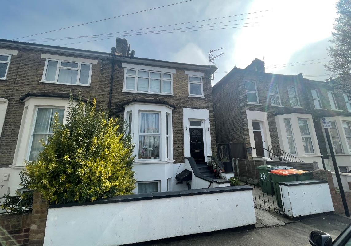 17A Selwyn Road, Plaistow, London, E13 0PY