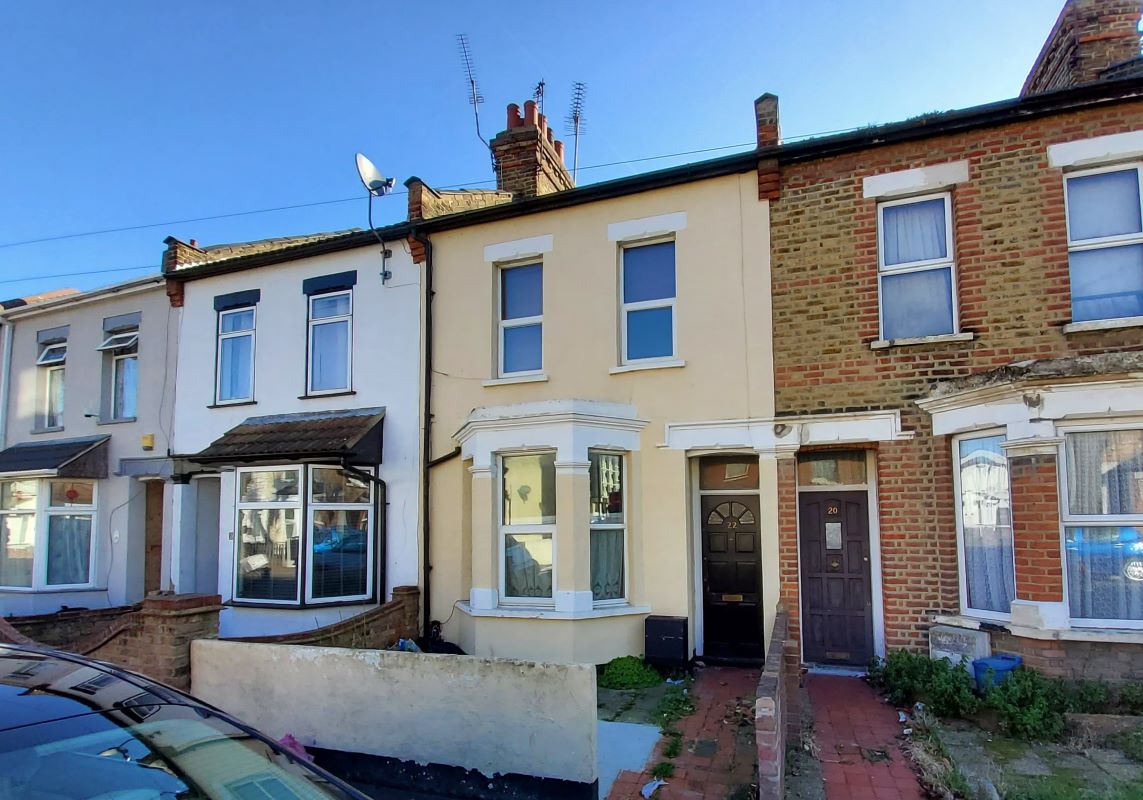 22 Salisbury Avenue, Westcliff-on-Sea, Essex, SS0 7AX