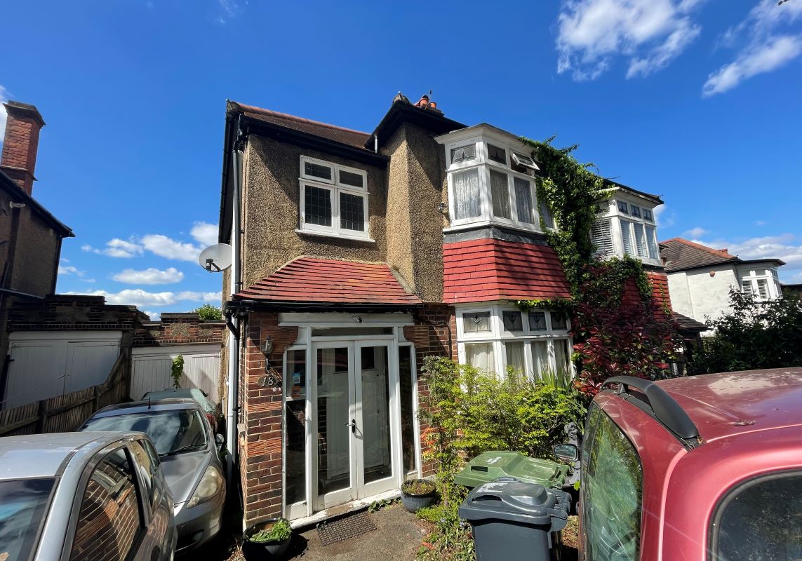 18 Roxburgh Road, West Norwood, London, SE27 0LD