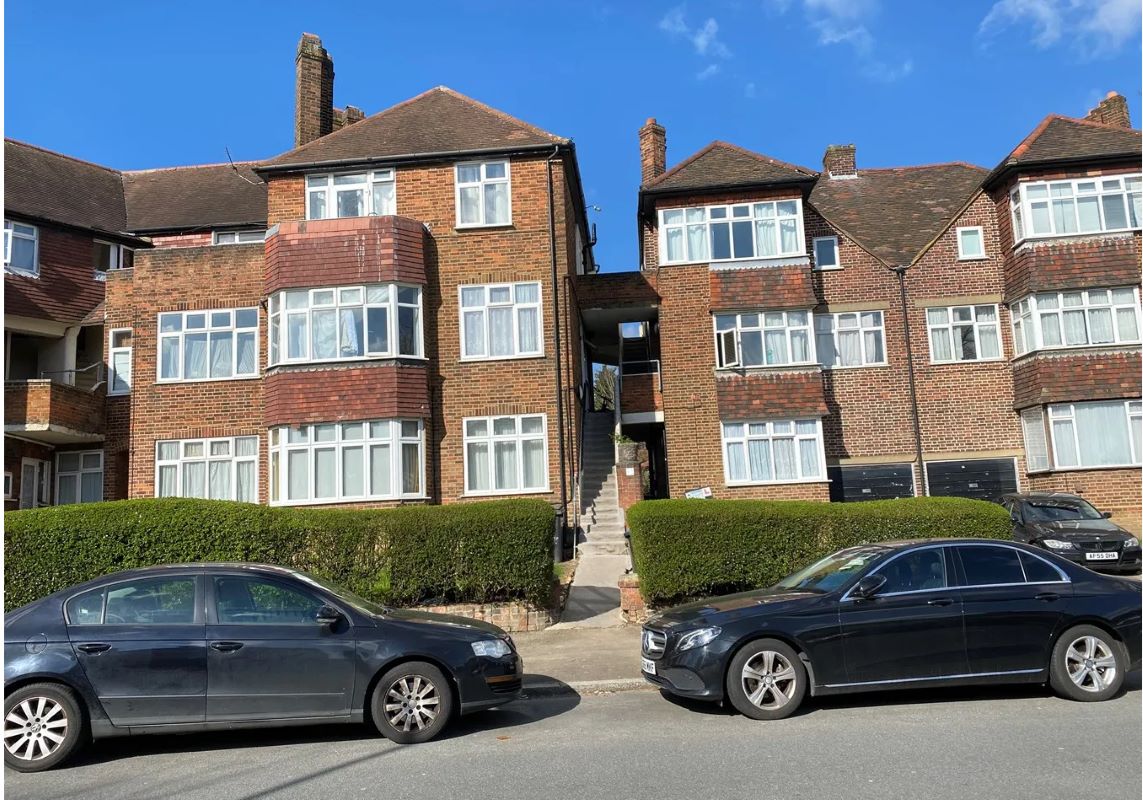 Flat 10 Mountaire Court, Highfield Avenue, Kingsbury, London, NW9 0QA