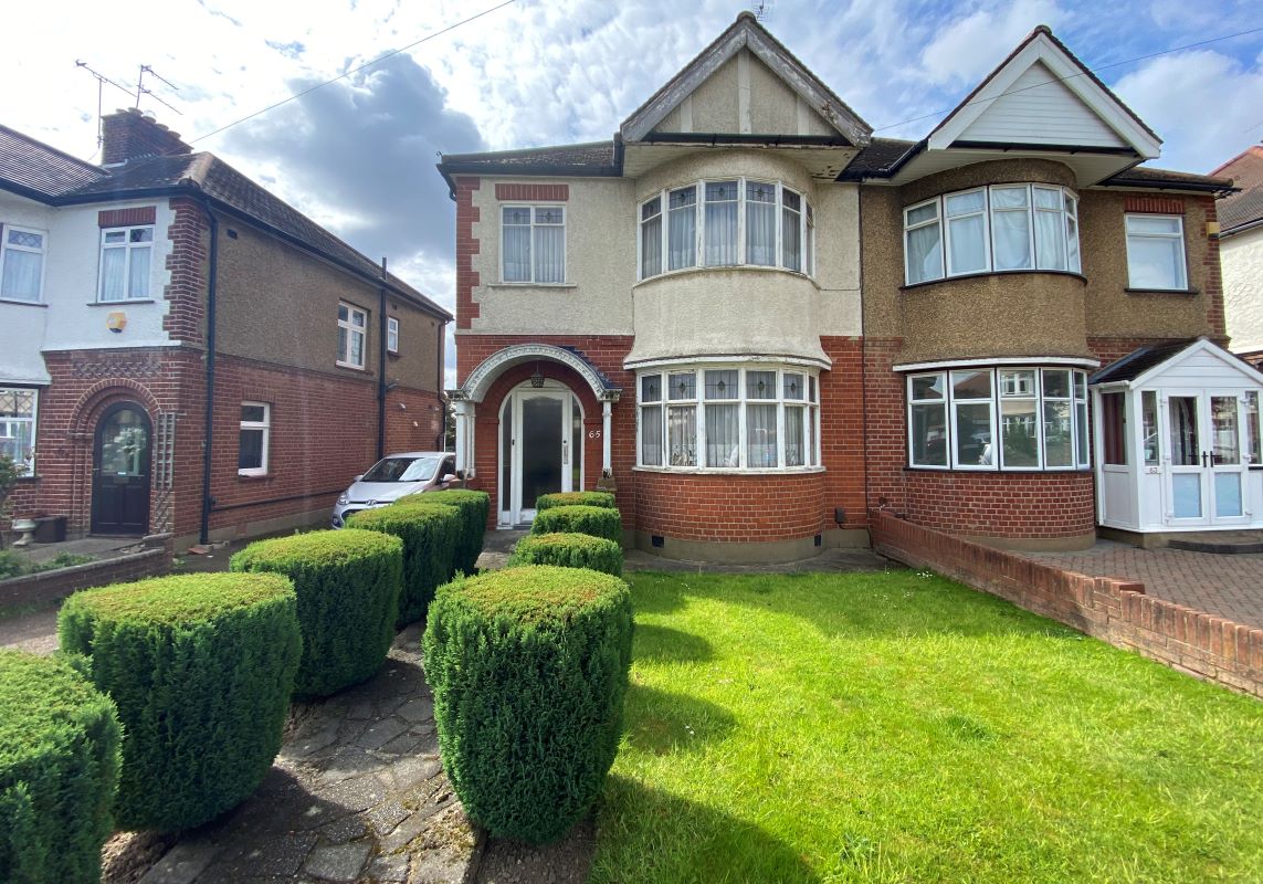 65 Riversfield Road, Enfield, Middlesex, EN1 3DH