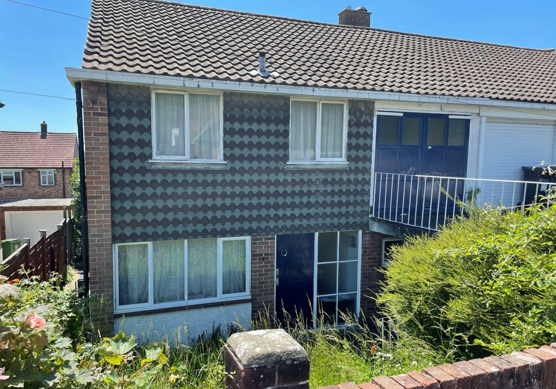 4 Chalkridge Road, Portsmouth, Hampshire, PO6 2BE