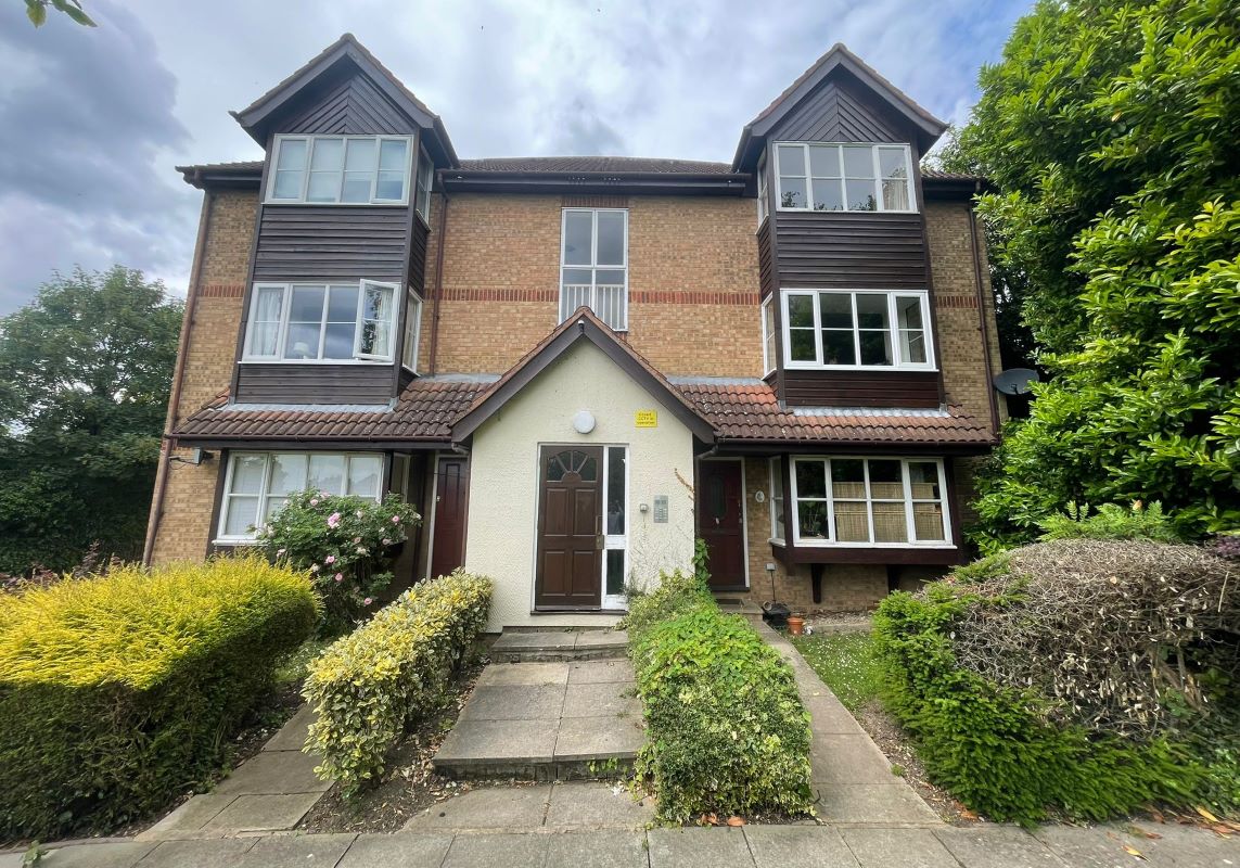 45 Orchard Grove, Penge, London, SE20 8DN