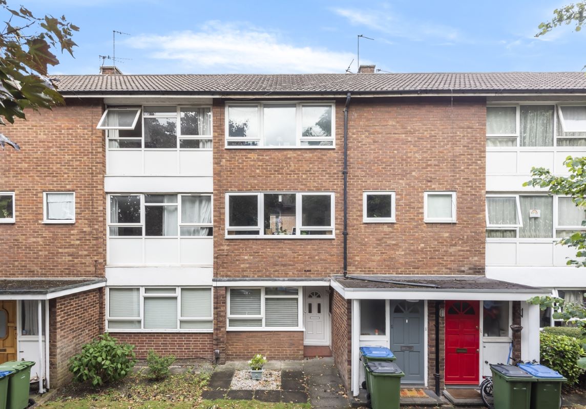 8 Courtlands Avenue, Lee, London, SE12 8HZ