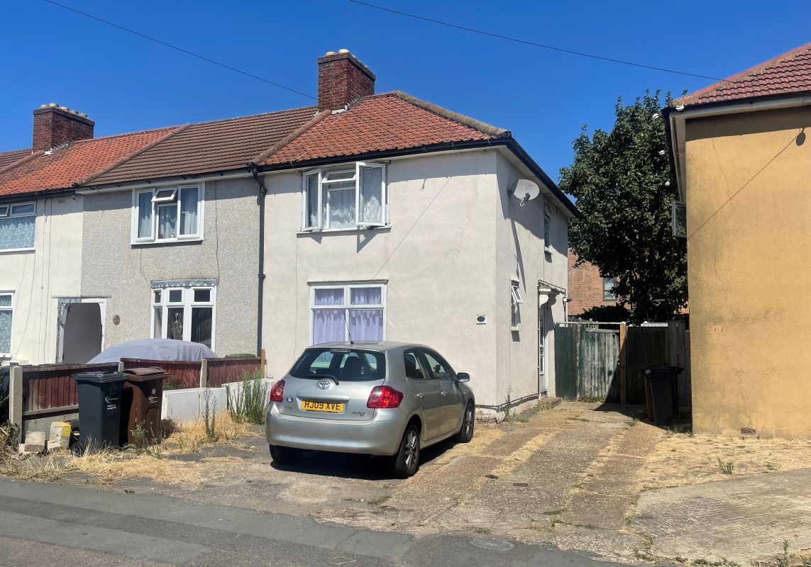 19 Lynette Road, Dagenham, Essex, RM8 1RJ