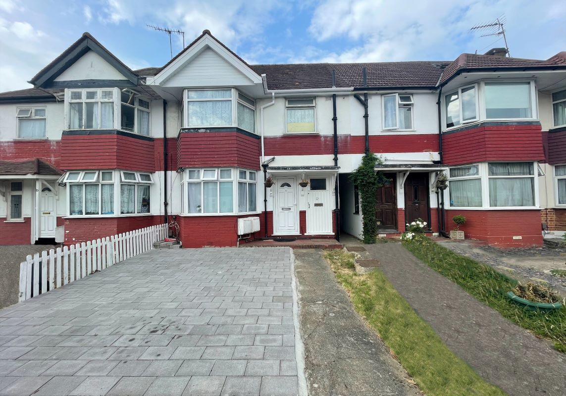 23 Everton Drive, Stanmore, Middlesex, HA7 1EA