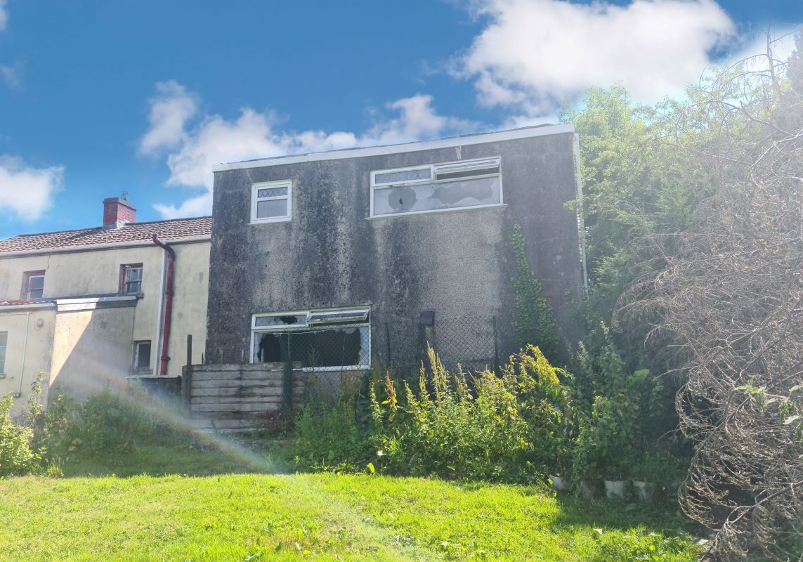 10 Cwm Nant Yr Hwch, Heol Caradoc, Aberdâr, Rhondda Cynon Taf, CF44 9BA