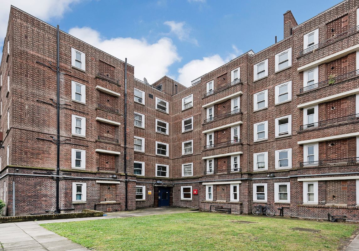 Flat 271A Nisbet House, Homerton High Street, Hackney, London, E9 6AP