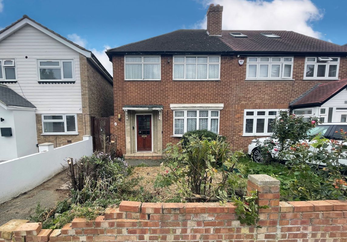 8 Maple Road, Hayes, Middlesex, UB4 9LP