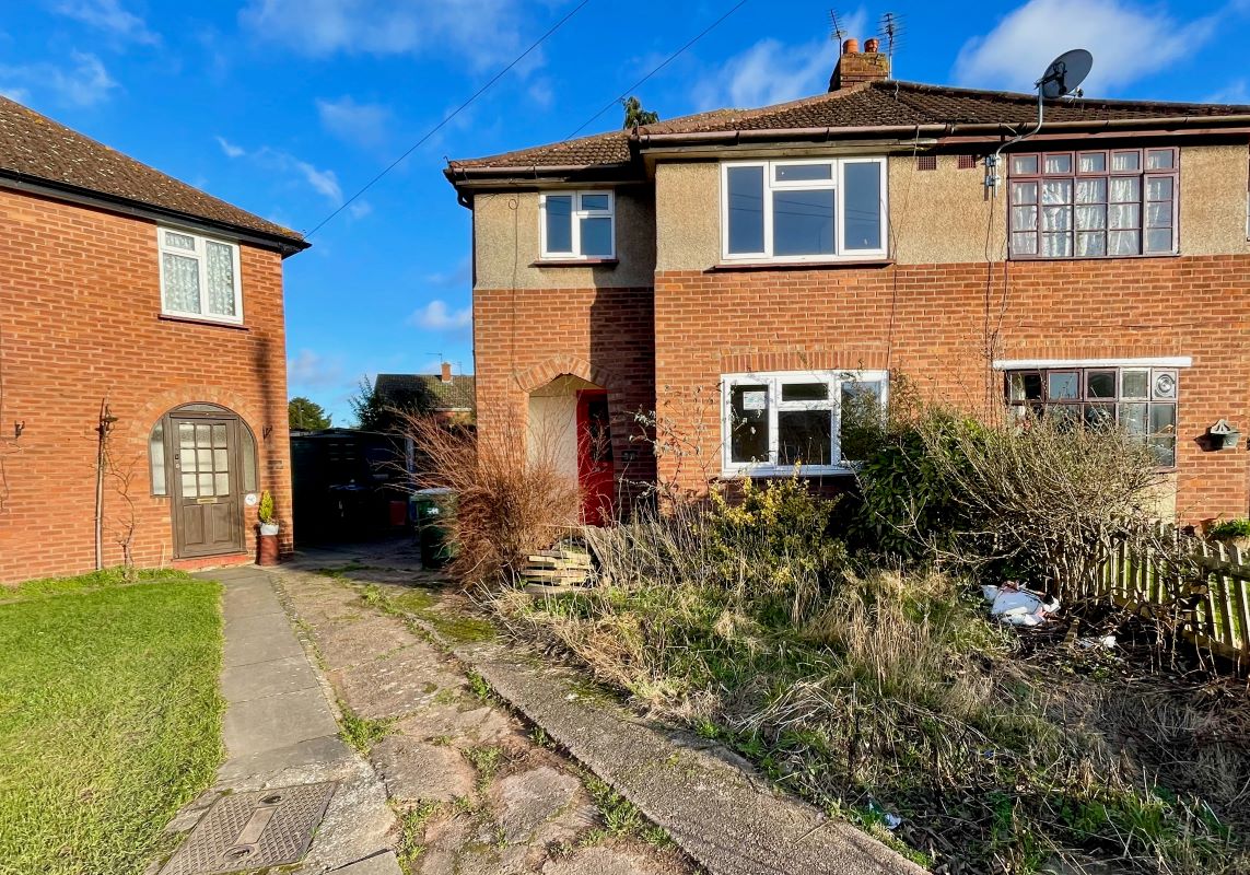 38 St. Cuthberts Crescent, Albrighton, Wolverhampton, West Midlands, WV7 3HW