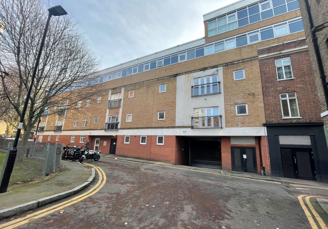 Flat 8 Springwell Court, 2 Seward Street, Clerkenwell, London, EC1V 3NW