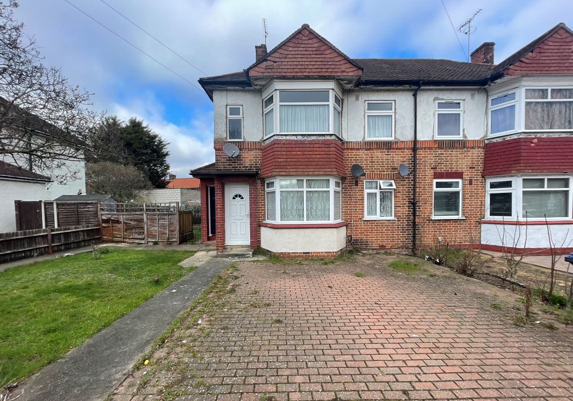 7 Greenmoor Road, Enfield, Middlesex, EN3 7HJ