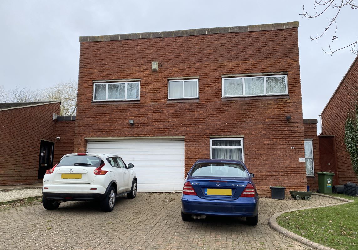 58 Passmore, Tinkers Bridge, Milton Keynes, MK6 3DY