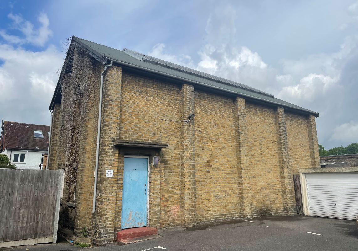 Squash Court, Kneller Road, Twickenham, Middlesex, TW2 7DN