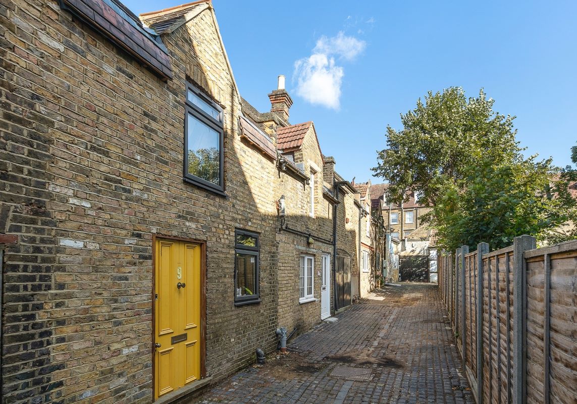 Building to the Rear of 114 Greyhound Lane, Lambeth, London, SW16 5RN