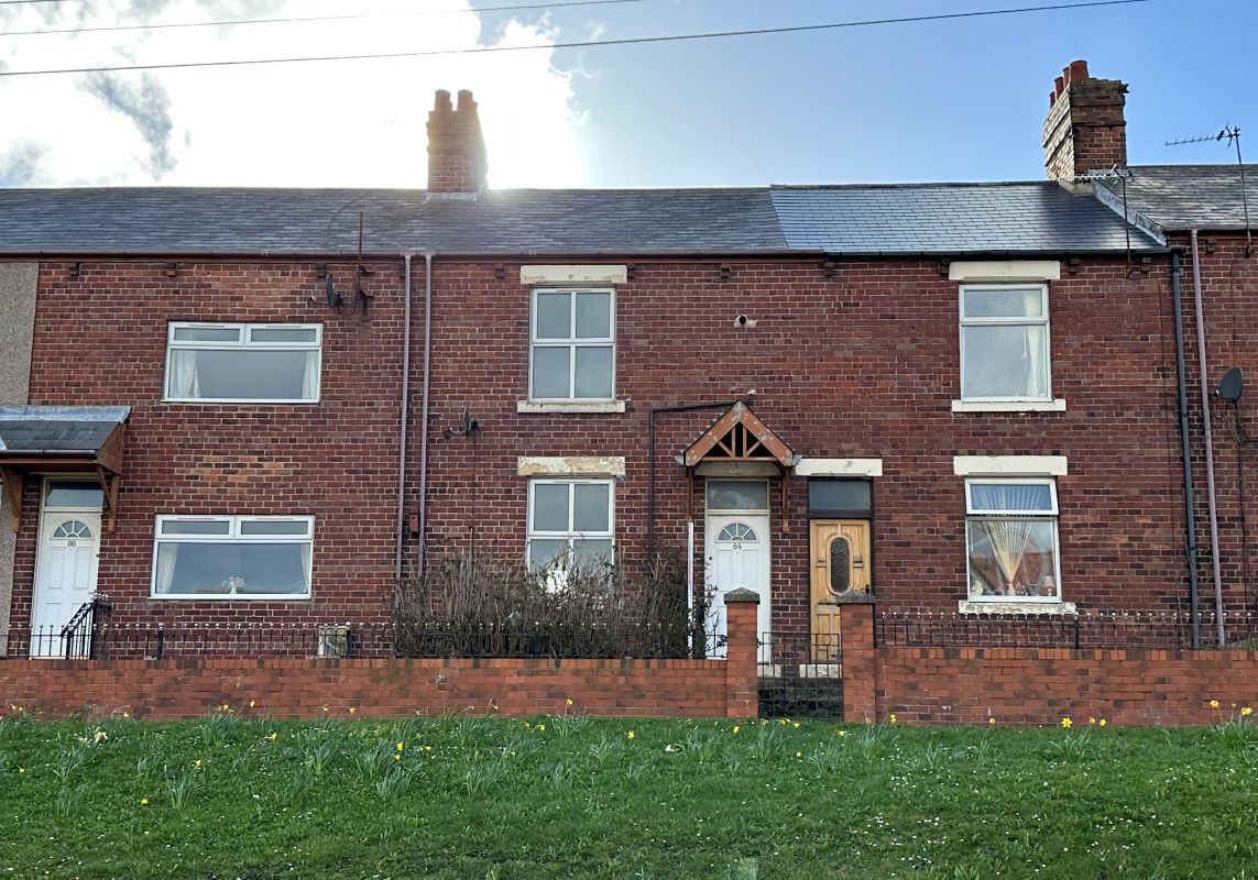 84 Station Road, Peterlee, County Durham, SR8 3SD