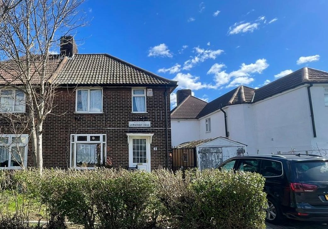 2 Burnham Road, Dagenham, Essex, RM9 4RB