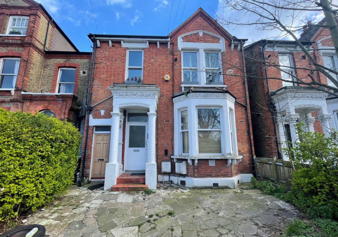 Flat 1, 13 Eardley Road, Streatham, London, SW16 6DA