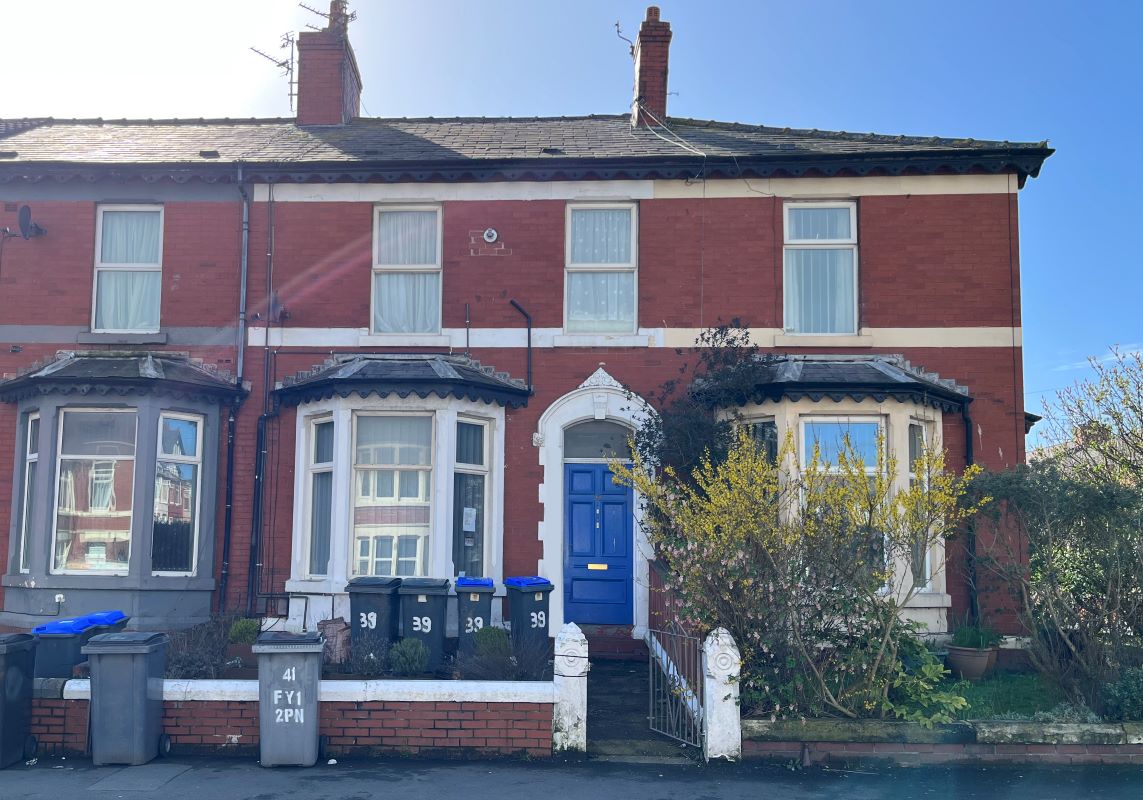 Flat 1, 39 Sherbourne Road, Blackpool, Lancashire, FY1 2PJ