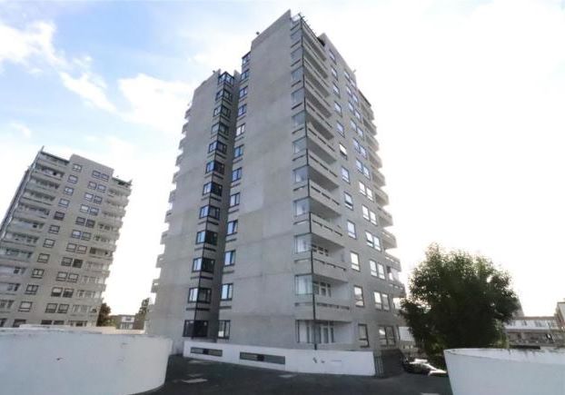 Flat 35 Oakenholt House, Hartslock Drive, Abbey Wood, London, SE2 9UX