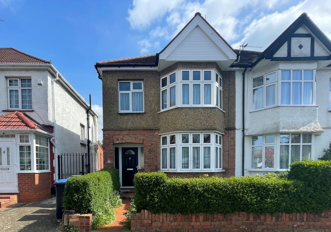 121 Elmstead Avenue, Wembley, Middlesex, HA9 8NT