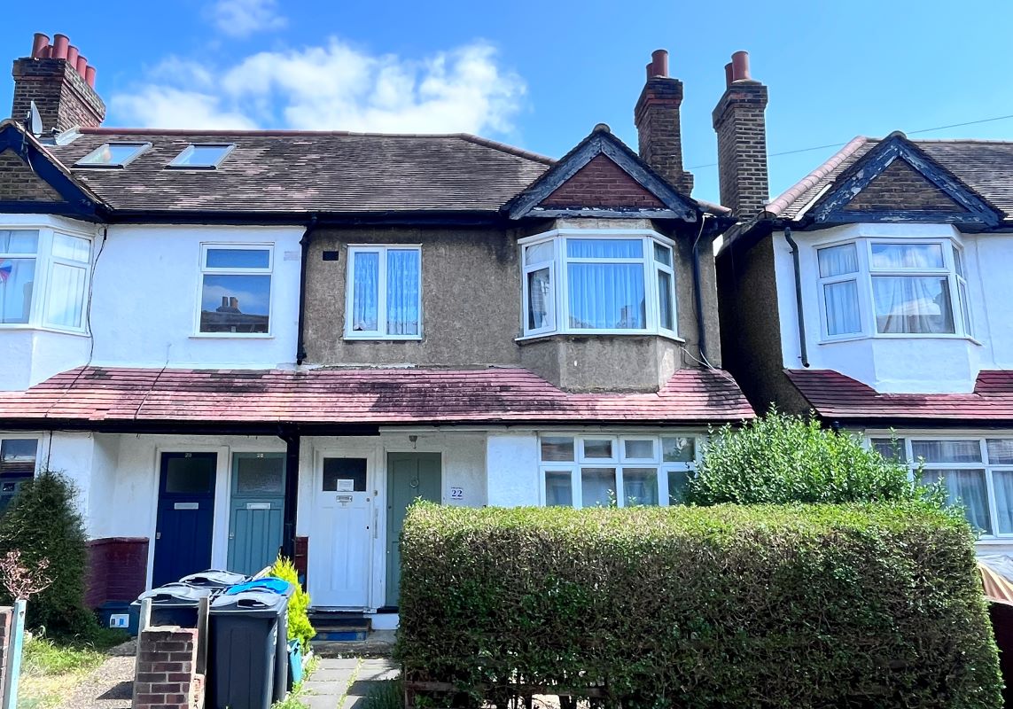 24 Kimble Road, Colliers Wood, London, SW19 2AS