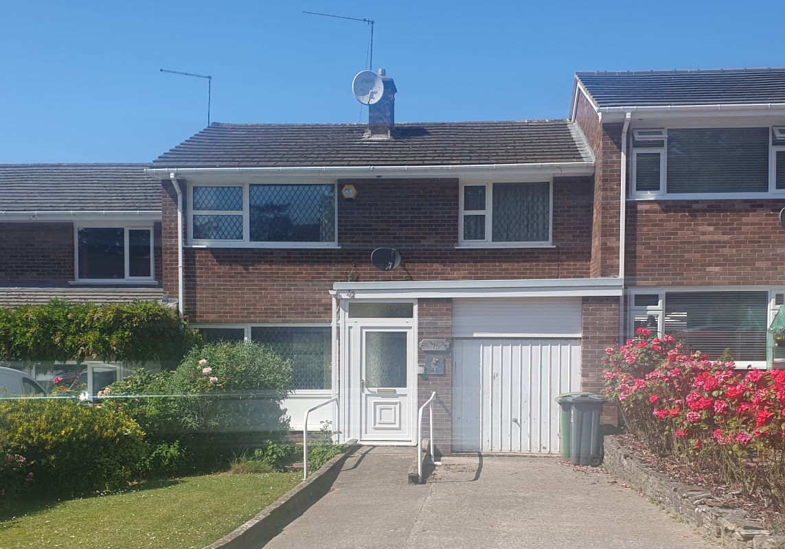 42 Farm Drive, Cardiff, South Glamorgan, CF23 6HQ