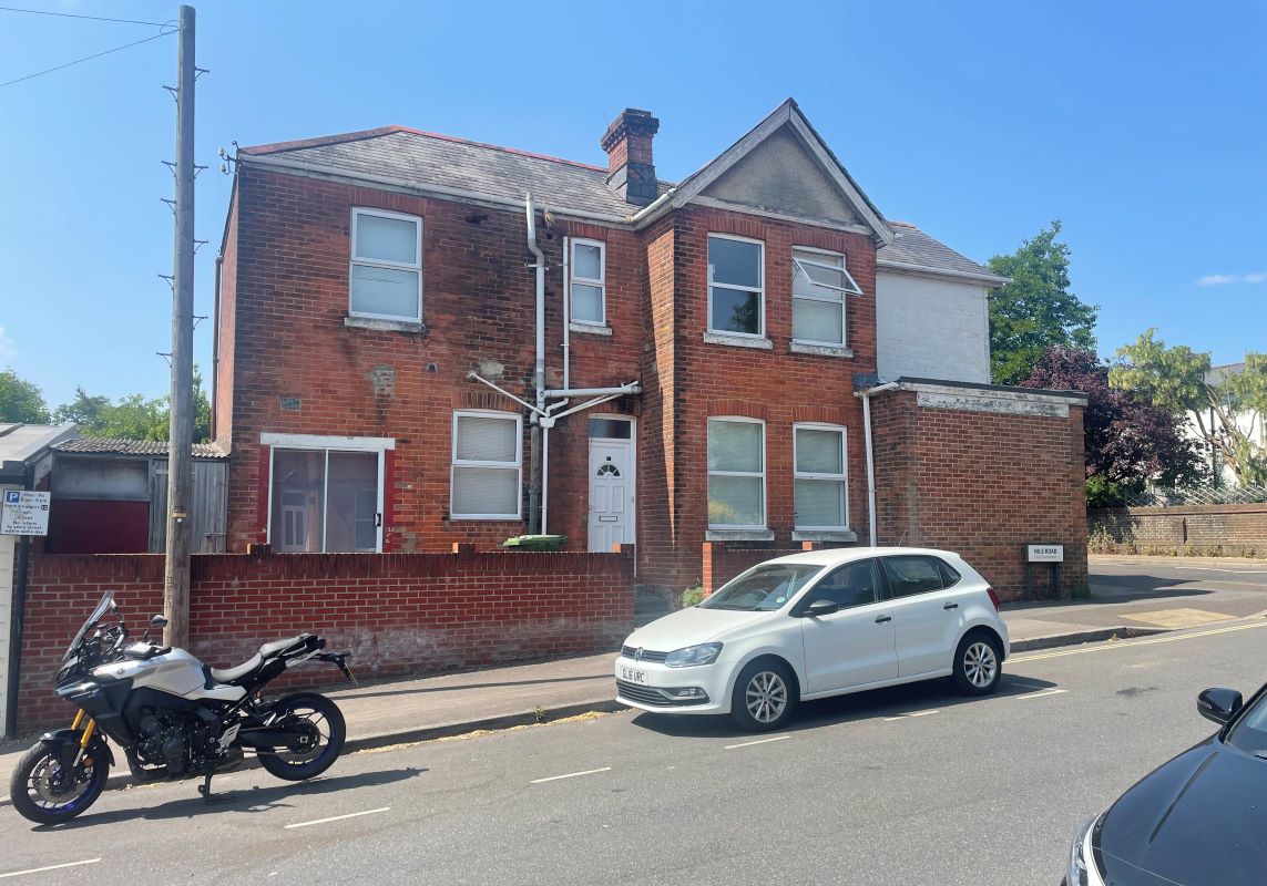 32 Highfield Lane, Southampton, Hampshire, SO17 1PZ