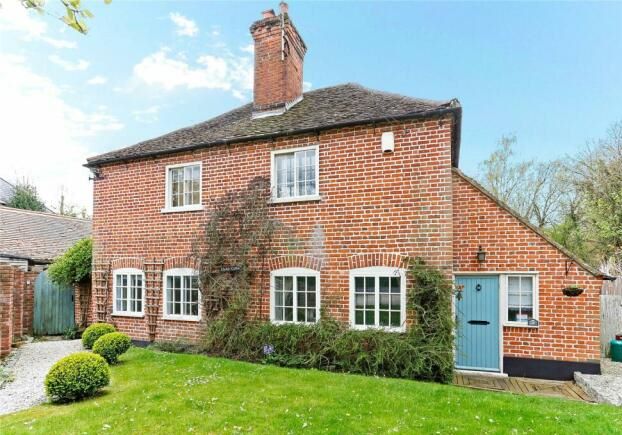 1 Dyke Cottages, Rickmansworth Road, Northwood, Middlesex, HA6 2QN