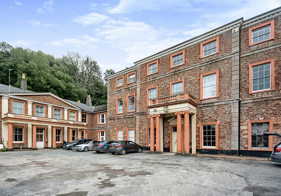 Flat 21 Haccombe House, Haccombe, Newton Abbot, Devon, TQ12 4SJ