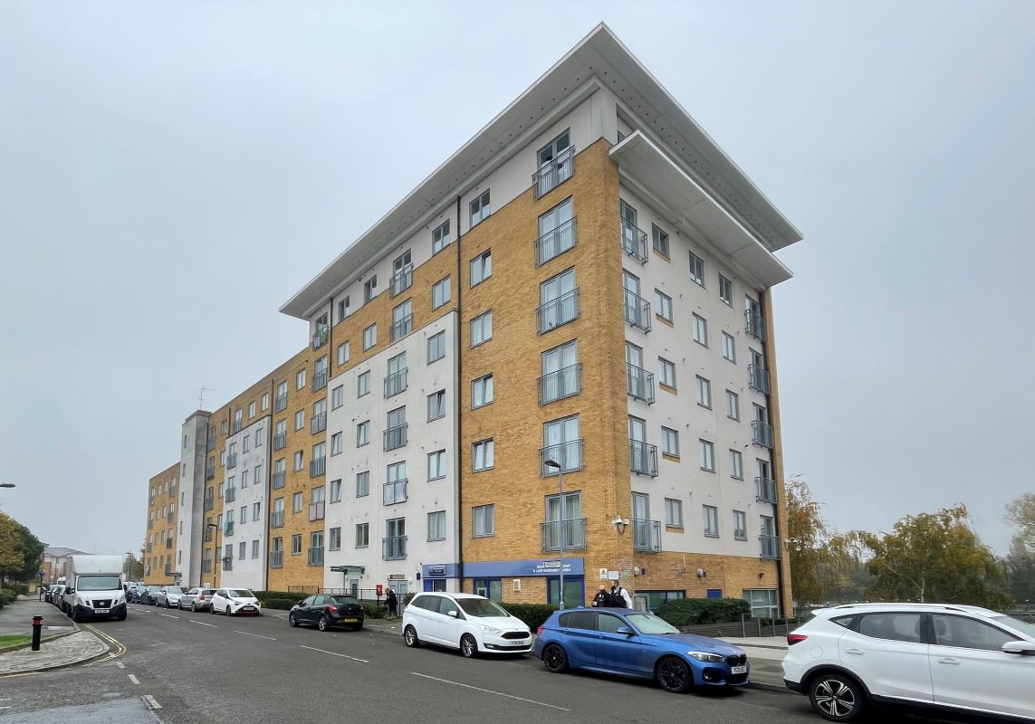 Flat 62 Hertford House, Taywood Road, Northolt, Middlesex, UB5 6GD