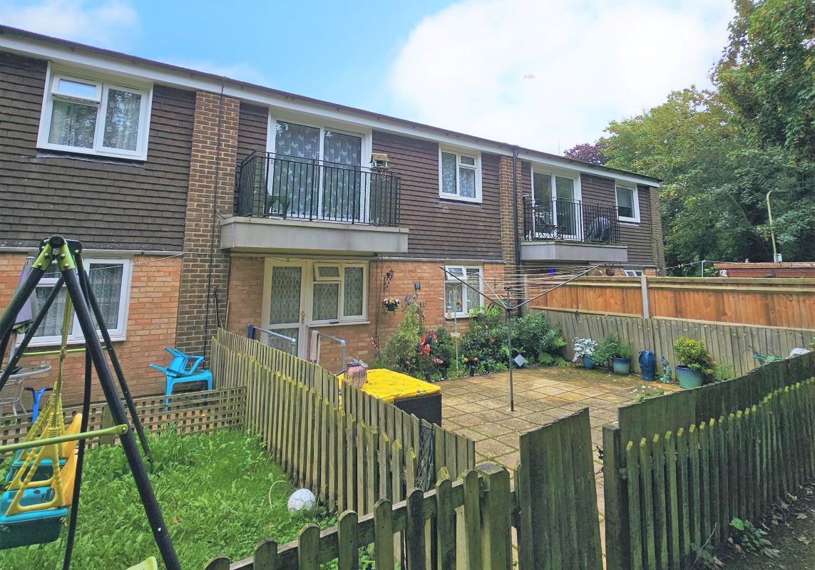 267 Overton Close, Aldershot, Hampshire, GU11 3RP