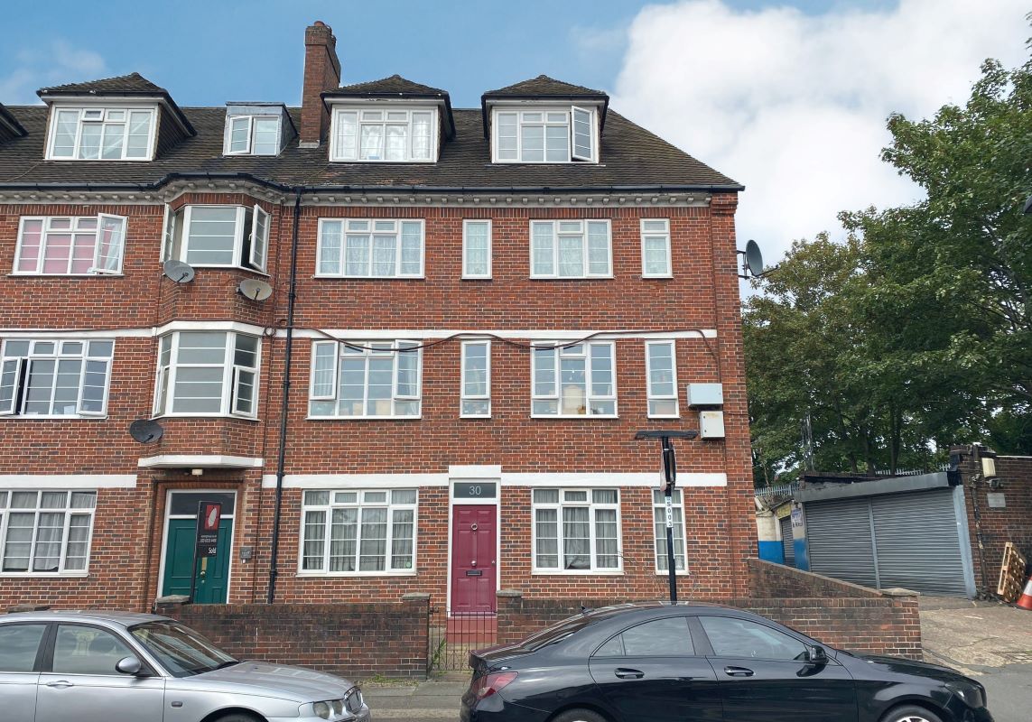 Flat 30 Verdant Court, Verdant Lane, Lee, London, SE6 1LE