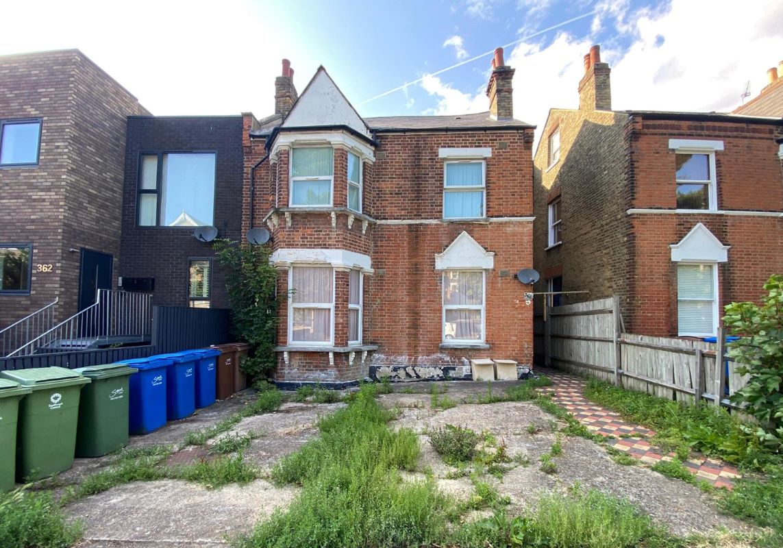 Flat B, 360 Upland Road, East Dulwich, London, SE22 0DP