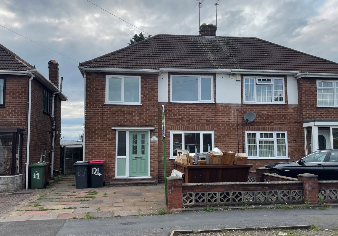 13 Dovedale Avenue, Willenhall, West Midlands, WV12 4NA