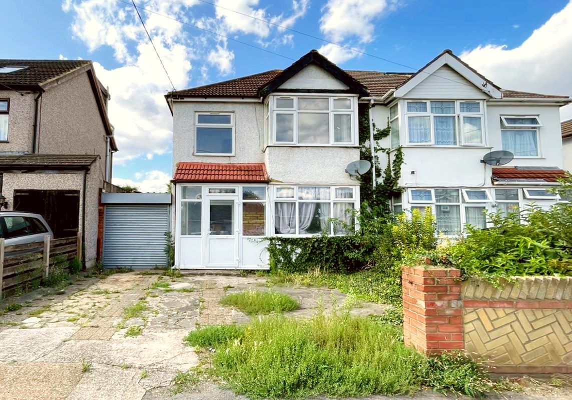 33 South Street, Rainham, Essex, RM13 8PJ