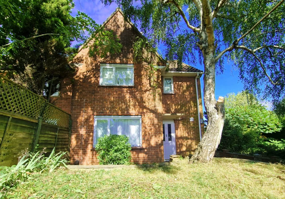 93 Calley Down Crescent, New Addington, Croydon, Surrey, CR0 0EP