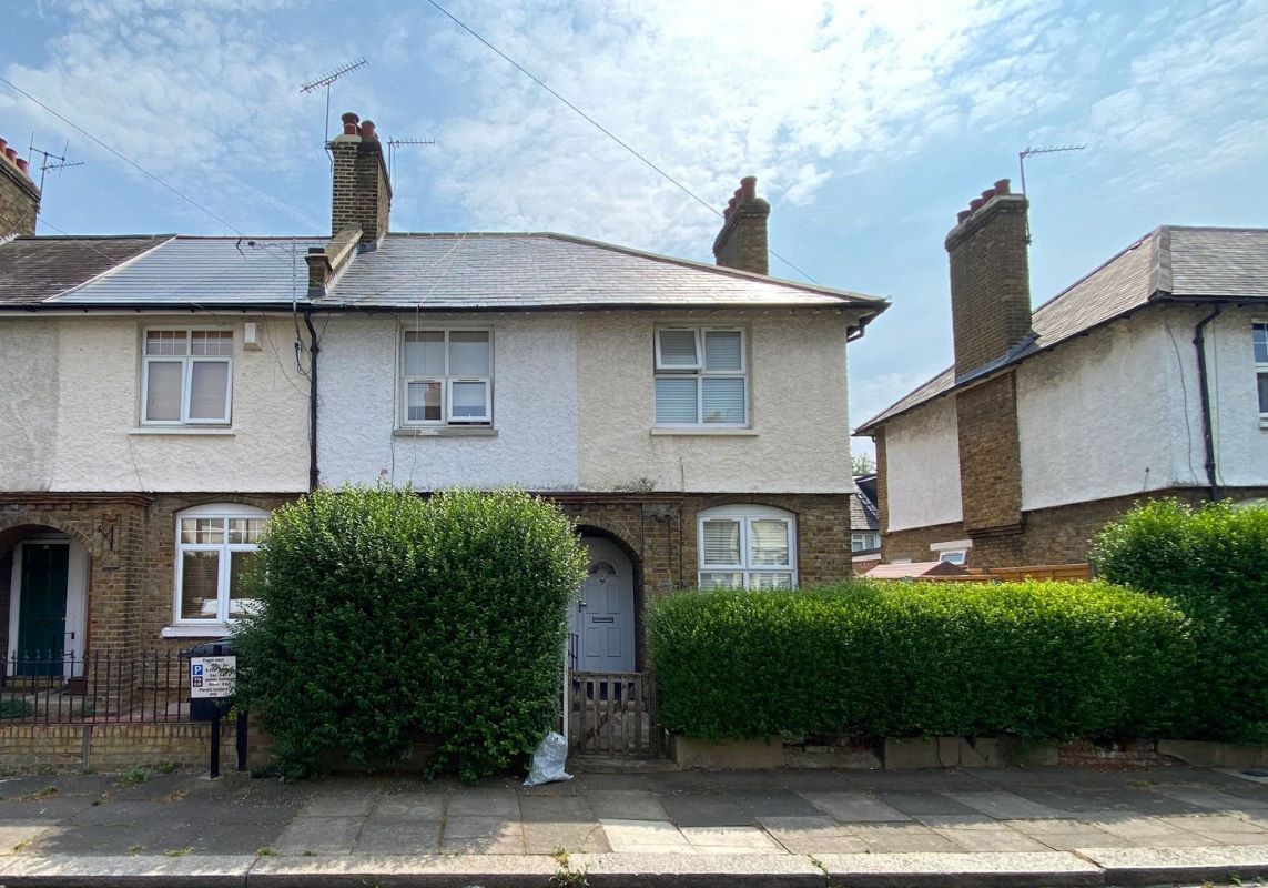 28 Siward Road, Tottenham, London, N17 7PJ