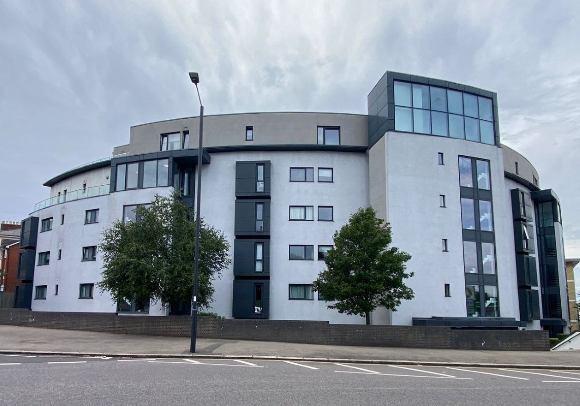 Flat 3 Arc Court, 1 Friern Barnet Road, New Southgate, London, N11 1PT