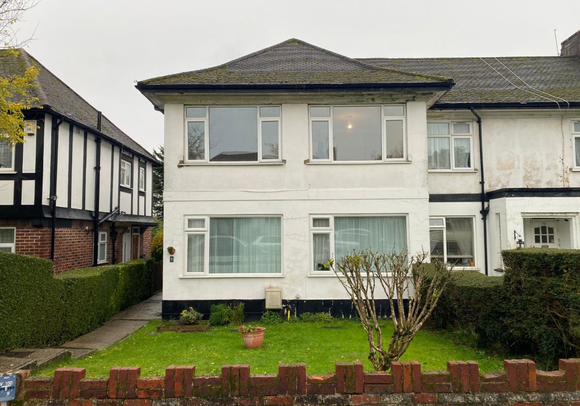 5A Goring Way, Greenford, Middlesex, UB6 9NN