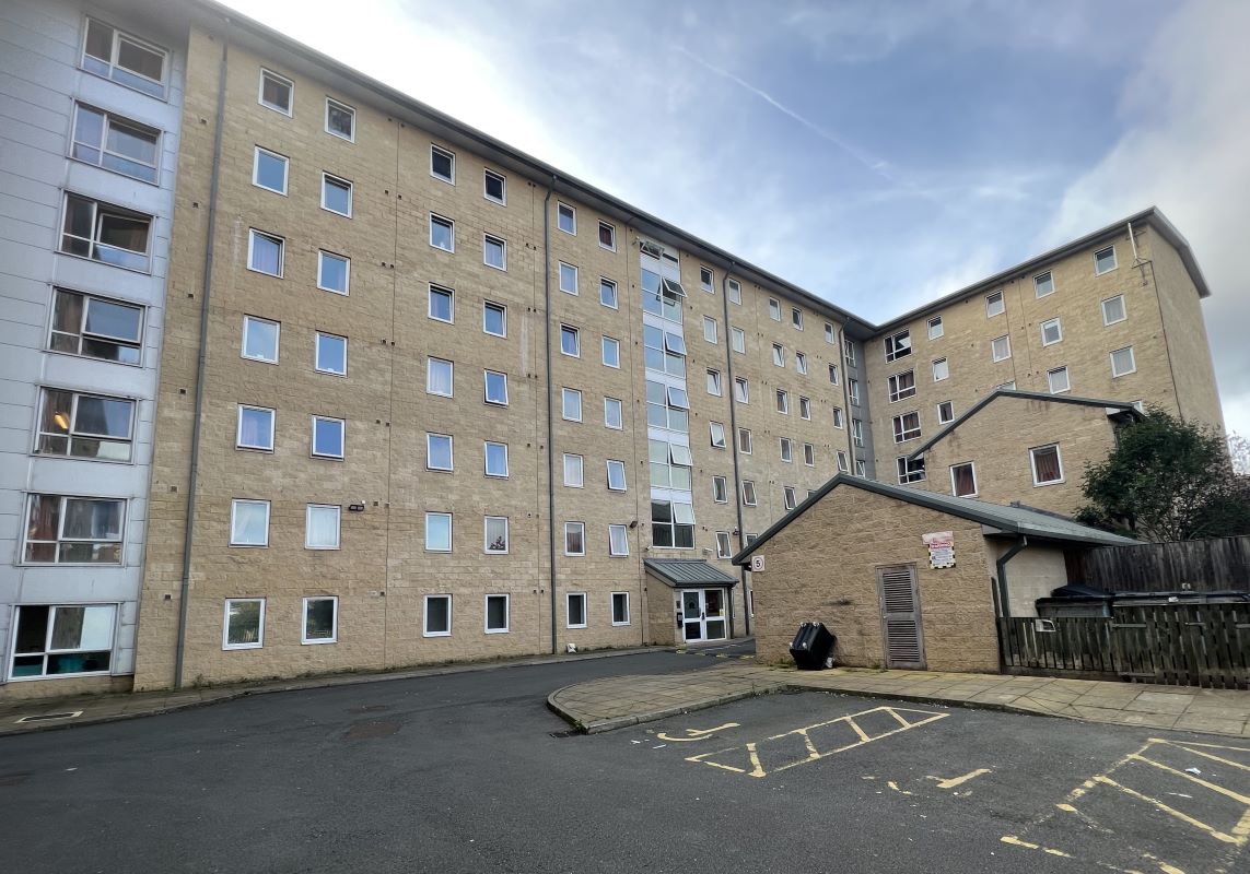 Unit B21B, Scholars Village Great Horton Road, Bradford, West Yorkshire, BD7 1QG