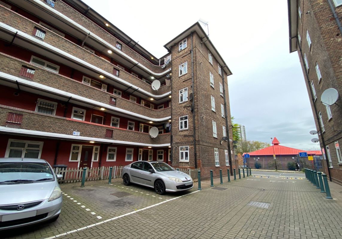 Flat 61 Kingsmead House, Homerton Road, Hackney, London, E9 5QJ